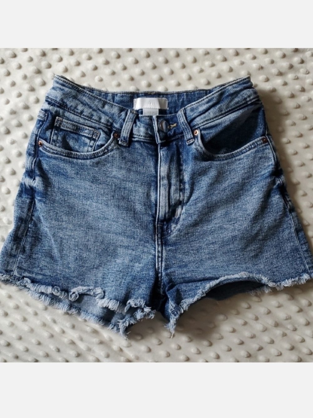 H&M Denim High-Waisted Cut Off Shorts US 2